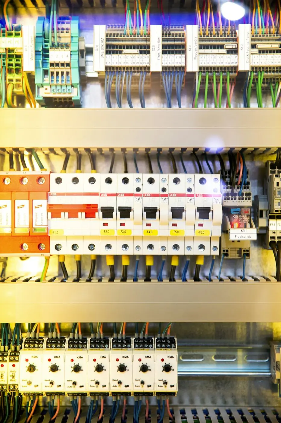 Battery systems racks